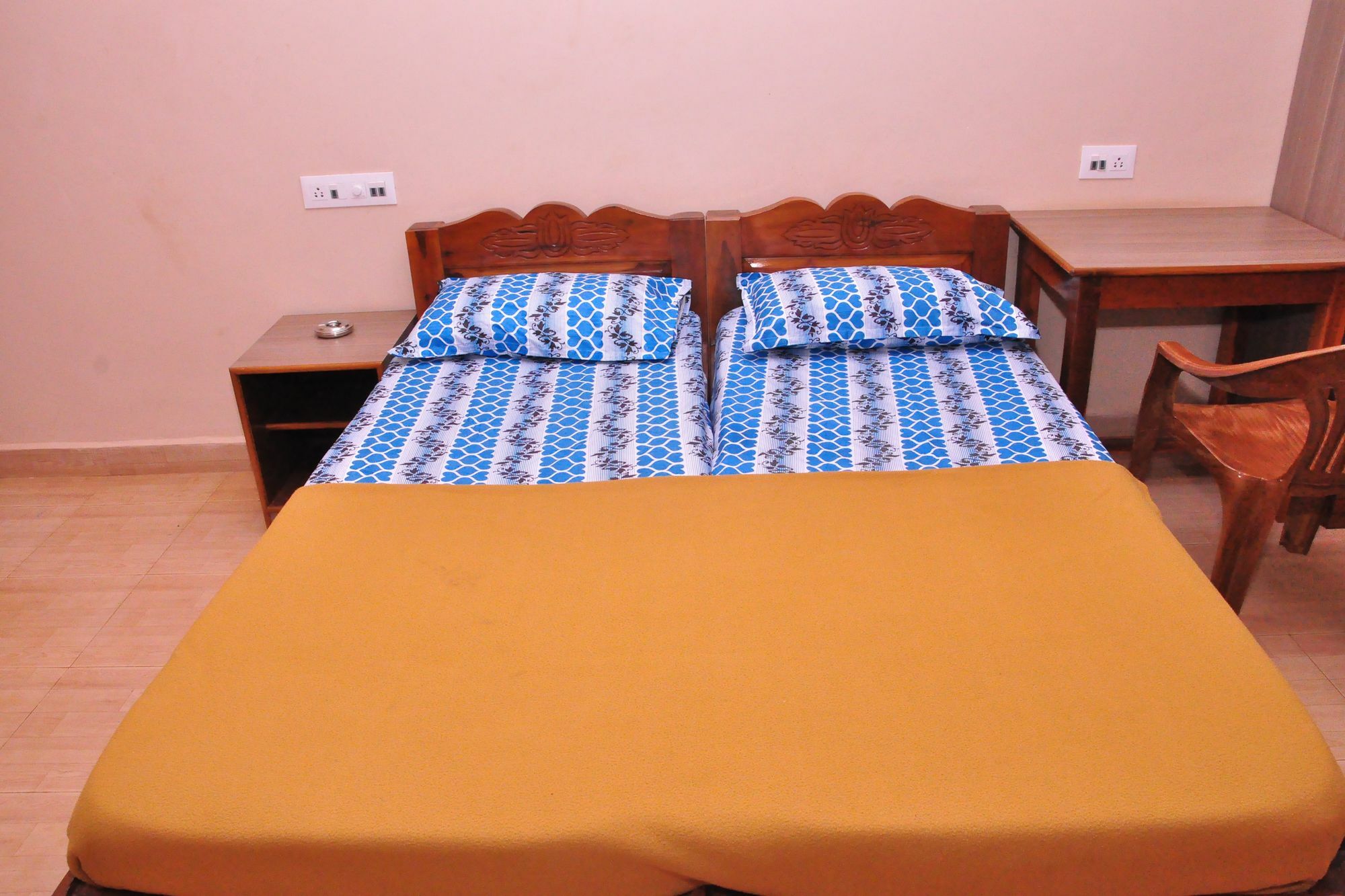 Anjuna Blue Resort Dış mekan fotoğraf