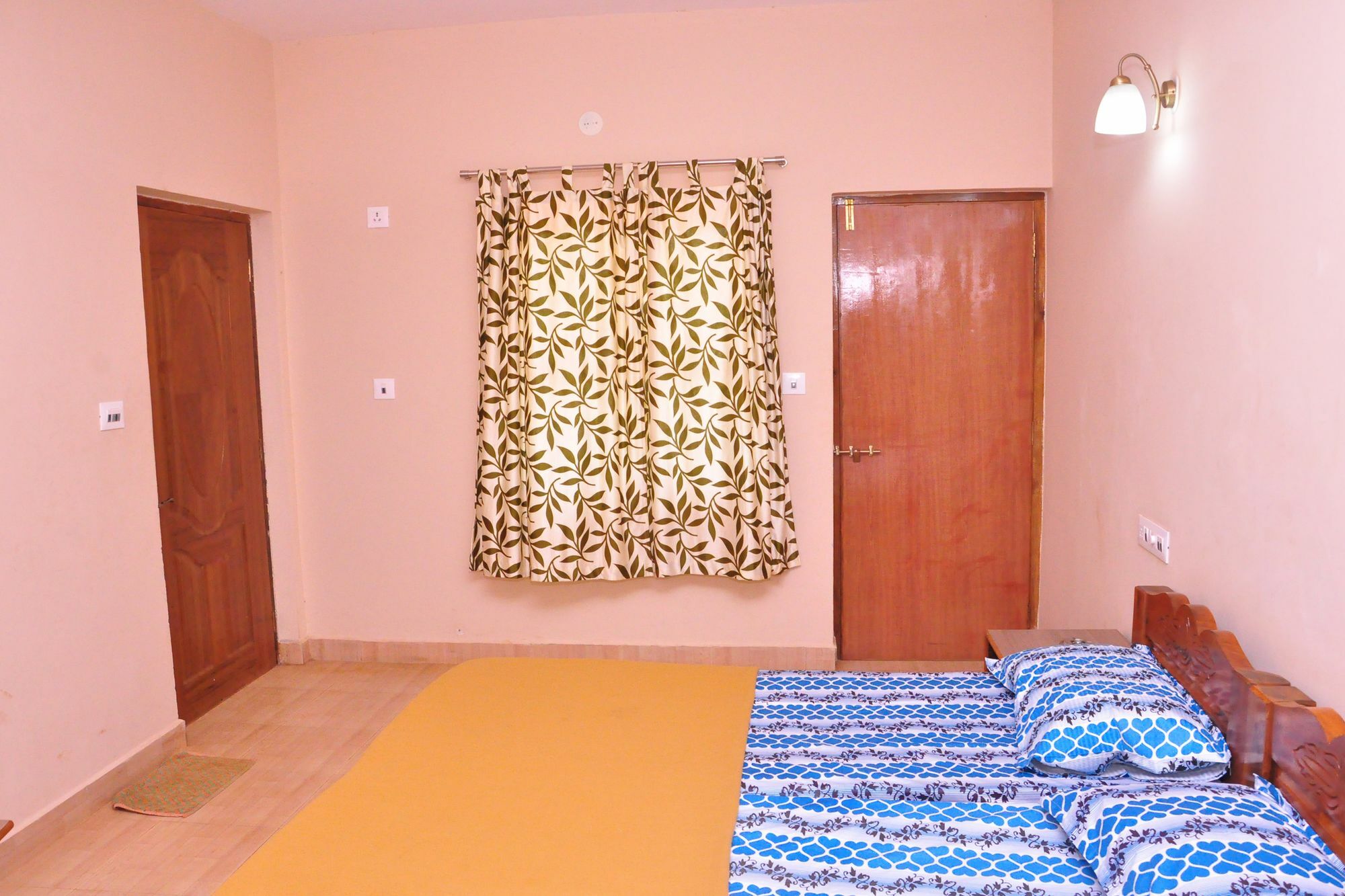Anjuna Blue Resort Dış mekan fotoğraf